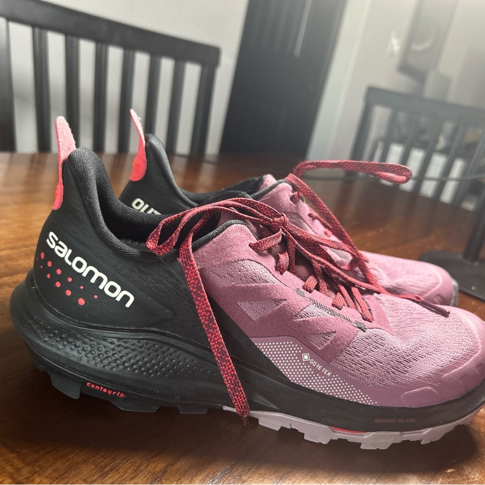 Salomon Women's Athletic Shoes in Pink and Black